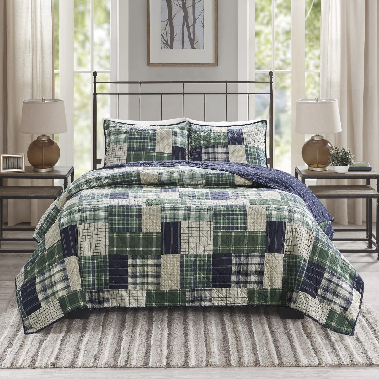 Madison Park Reversible Quilt Cabin Lifestyle Plaid Design - All Season, Breathable Coverlet Bedspread Bedding Set, Matching Shams, King/Cal King(104"x94"), Green/Navy 3 Piece