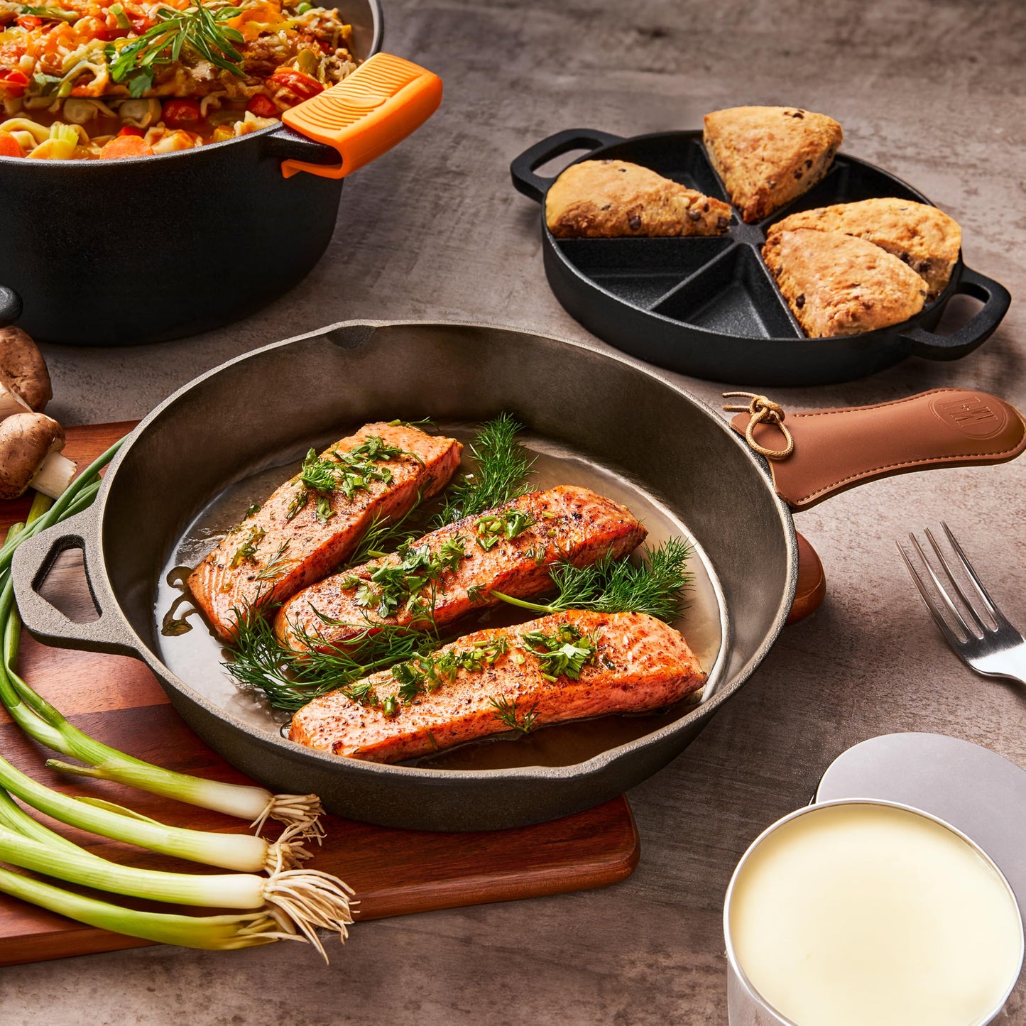 Modern Innovations 10 Inch Cast Iron Skillet, Pre-Seasoned Smooth Polished Surface, Heavy-Duty, Naturally Non-Stick 100% Cast Iron Frying Pan- Saute, Sear & Grill on Campfires, Stoves & Ovens