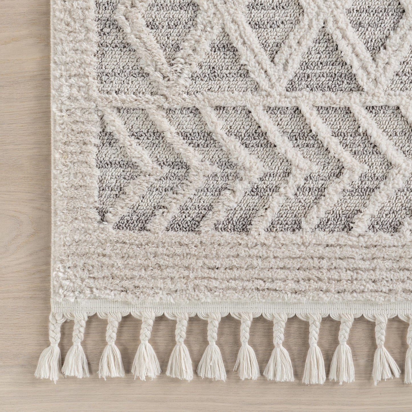 nuLOOM 2'6" x 8' Ansley Moroccan Tassel Area Rug, Light Grey, High-Low Textured Bohemian Design, Plush High Pile, Stain Resistant, For Bedroom, Living Room, Hallway, Entryway