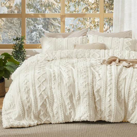 Bedsure Tufted Boho Comforter Set Queen Size - White Boho Bed Set, GentleSoft™ 3 Pieces Farmhouse-Style Embroidery Bedding, Gifts for Woman, Soft Jacquard Kids' Queen Comforter for All Seasons
