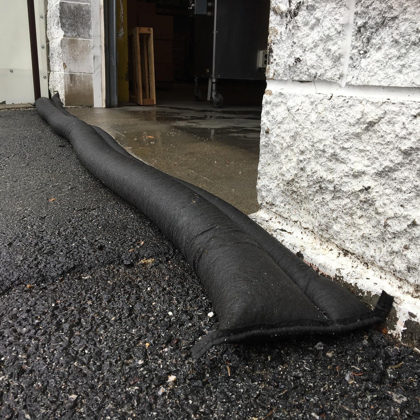 Quick Dam QD617-1 Water Activated Flood Barrier 17 feet, 1-Pack