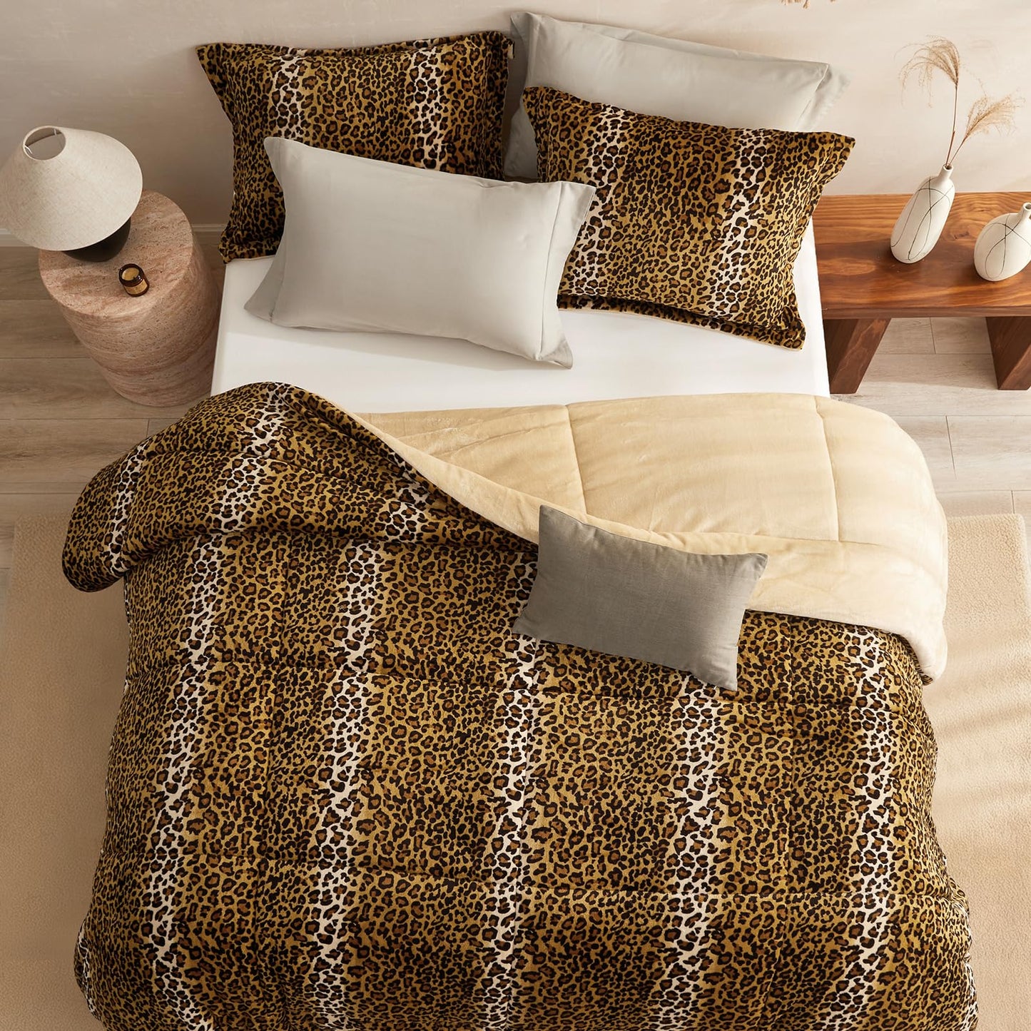 Petrichor Leopard Velvet Flannel King Comforter Set-Cheetah Print Western Blanket,Luxury Fuzzy Heavy Bedding Set,3 Pieces Plush Winter Bed Set with Comforter (90"x104")&2 Pillow Shams (20"x36"