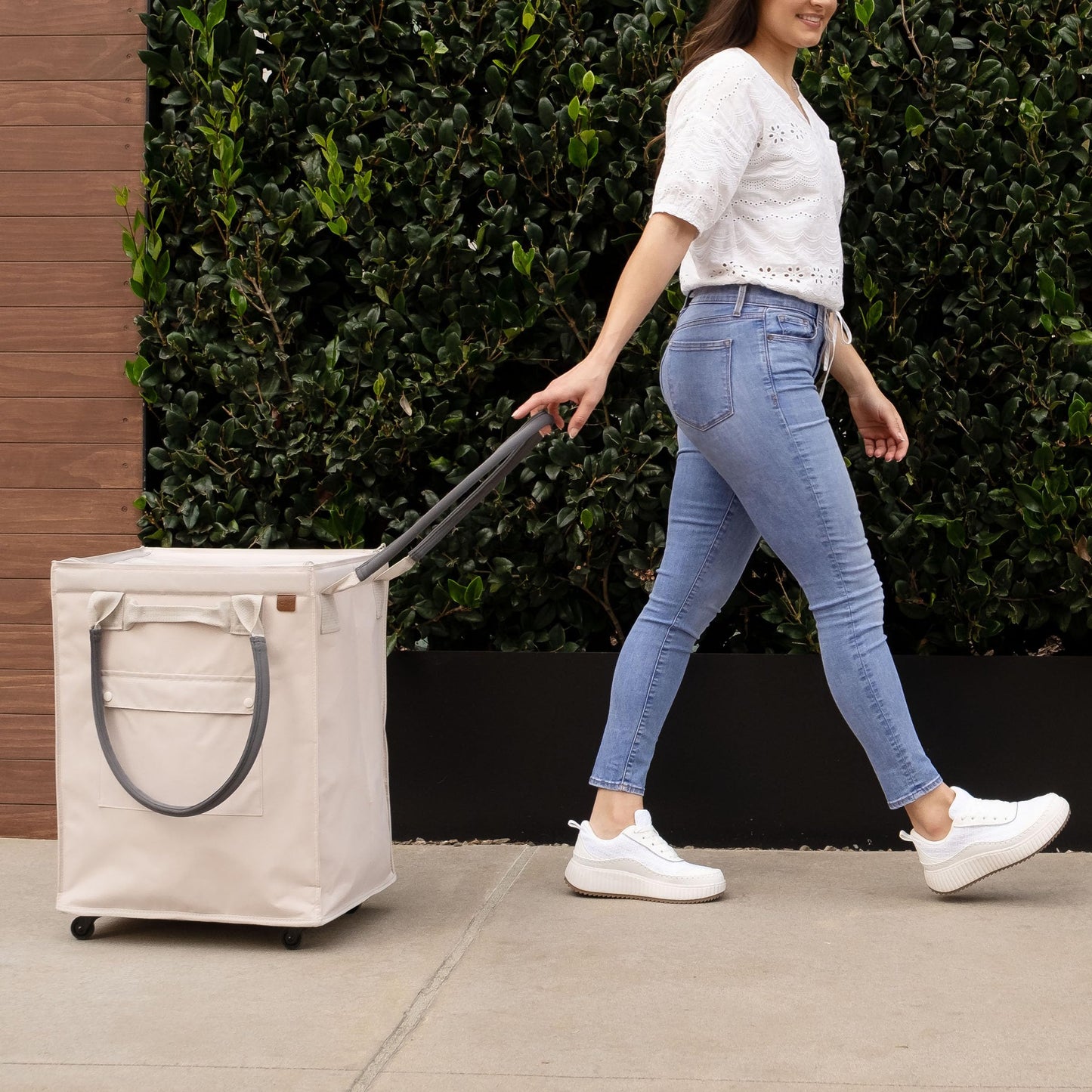 CleverMade Hauler Rolling Tote Bag, 90L Collapsible Portable Shopping Cart with Wheels for Groceries, Laundry, Organization – Heavy Duty Utility Tote with 75 lb Capacity, Basket with Wheels, Cream