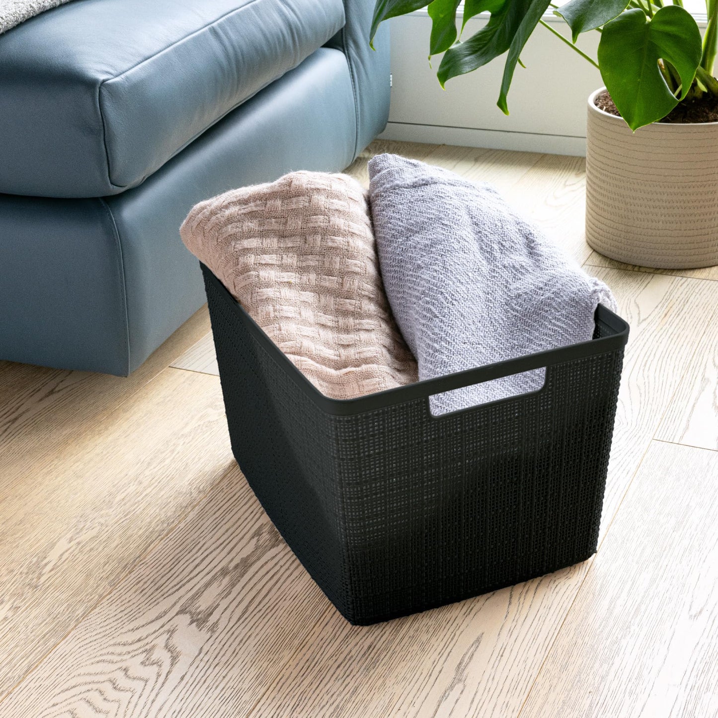 Curver Set of 4 Large 20L Jute Decorative Plastic Organization and Storage Baskets - Perfect Bins for Home Office, Closet Shelves, Kitchen Pantry and All Bedroom Essentials, Black