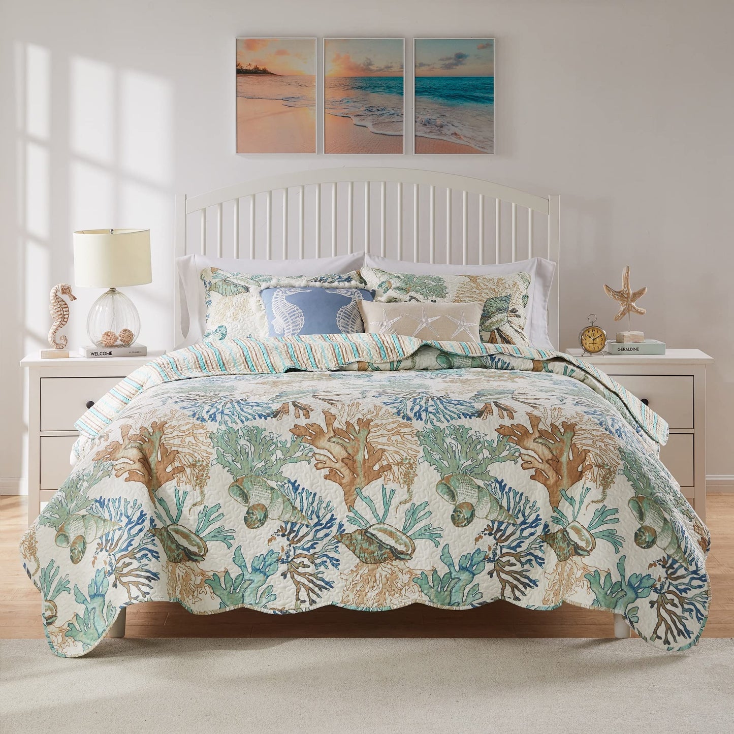 Greenland Home Atlantis Coastal Sea Coral Oversized Reversible Quilt Set, 5-Piece Full/Queen, Jade