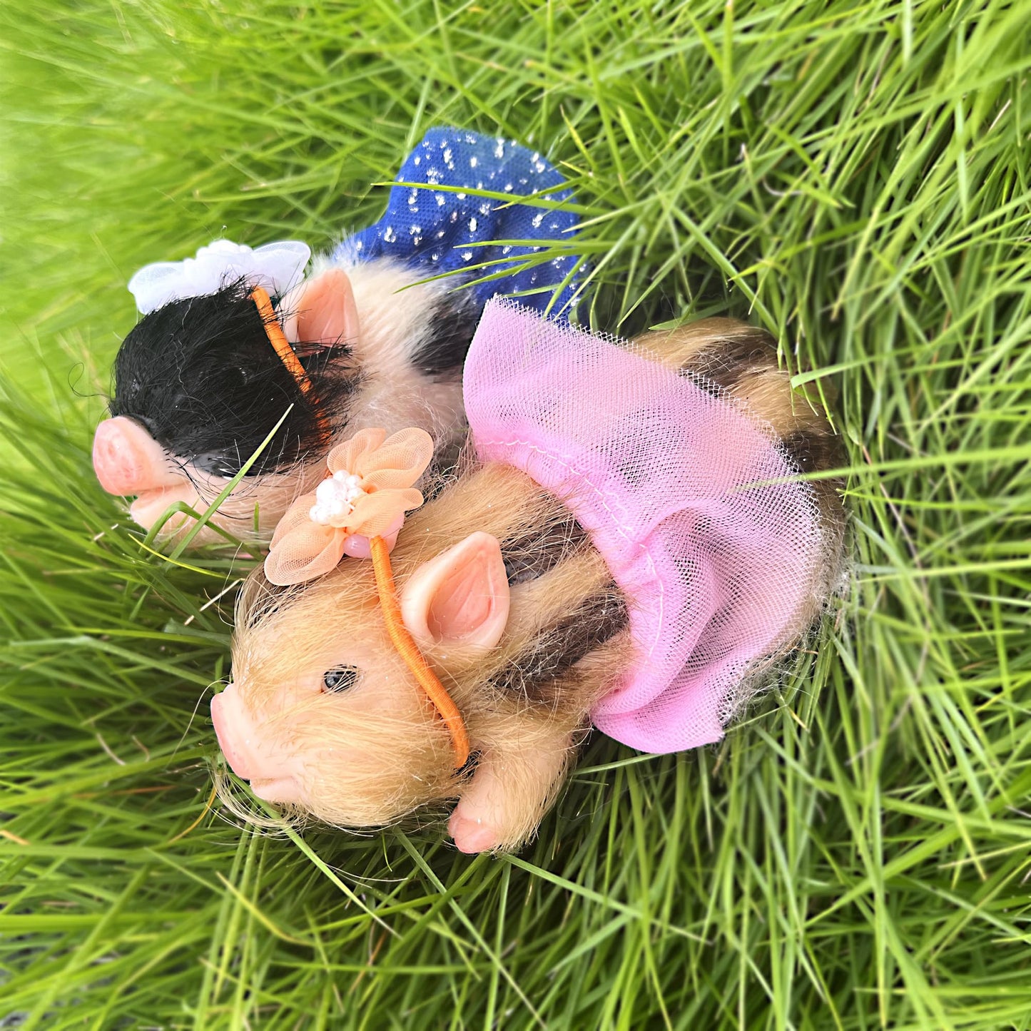 OtardDolls Reborn Pig Dolls, 5 Inch Realistic Newborn Full Silicone Lifelike Reborn Pig Dolls Soft & Stylish Real Life Silicone Animals Realistic Pig Dolls with Toy Accessories