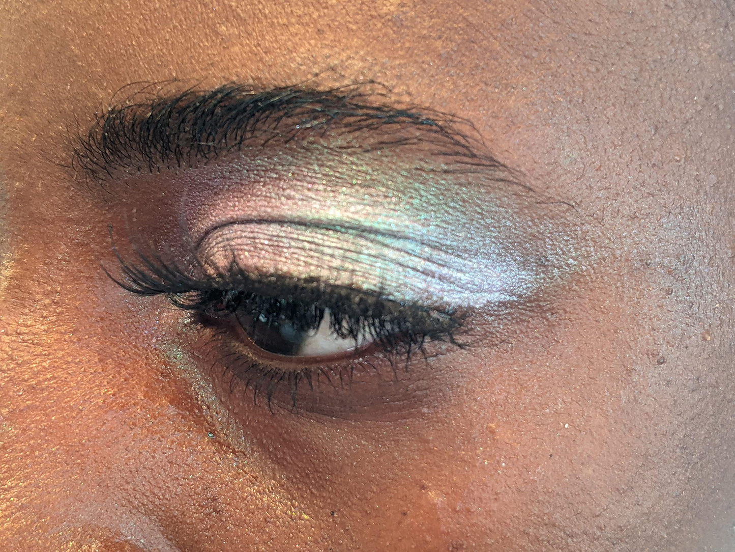 Concrete Minerals White MultiChrome Eyeshadow, Intense Color Shifting, Longer-Lasting With No Creasing, 100% Vegan and Cruelty Free, Handmade in USA, 6 Grams Loose Mineral Powder (Lollipop)