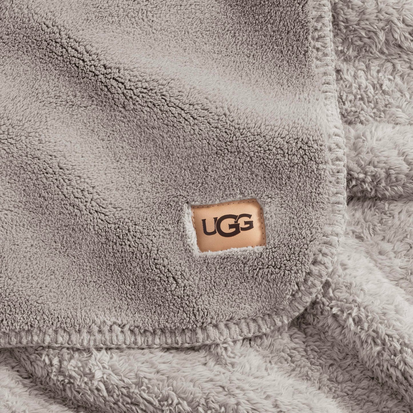UGG Whitecap Fleece Throw Blanket, Soft Fluffy Blankets for Couch or Bed, Home Decor, Luxury Plush Throw, Machine Washable, 50-inch x 70-inch, Light Grey Seal