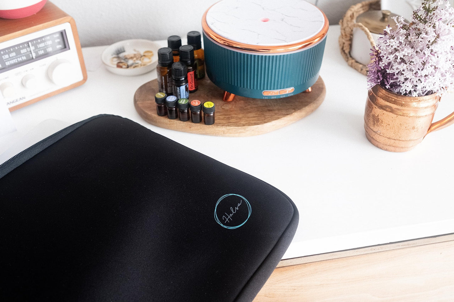Halsa EMF Protection for Laptop Computer, Faraday Computer Case, 99% EMF Reduction. Protect Your Lap, Shields 5G, 4G, WiFi, Bluetooth. Fits Most Laptops, Carry Inside Briefcase, Backpack, Purse