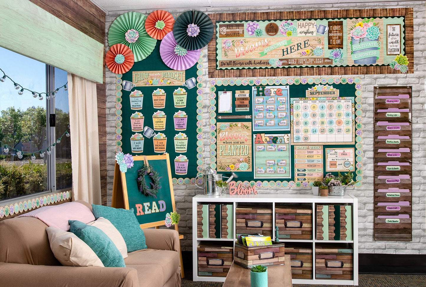 Teacher Created Resources White Brick Better Than Paper Bulletin Board Roll (TCR77892)
