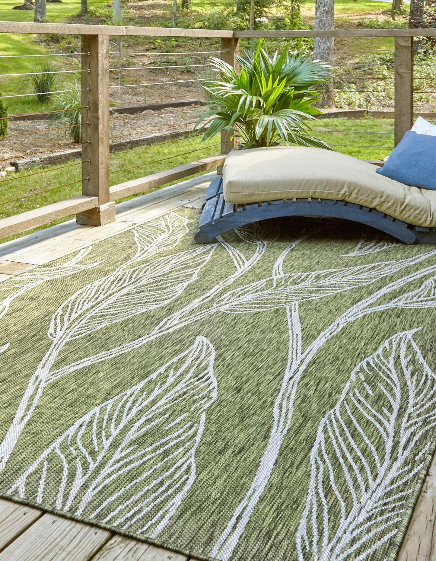 Unique Loom Outdoor Botanical Collection Area Rug - Leaf (3' 3" x 5' 3" Rectangle Green/Ivory)