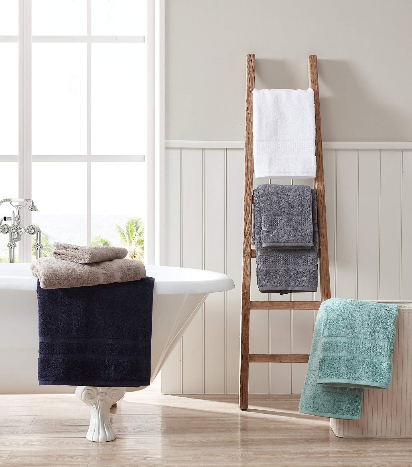 Nautica - Bath Towels, Highly Absorbent & Fade Resistant Bathroom Essentials, Oeko-Tex Certified (Oceane Navy, 6-Piece)