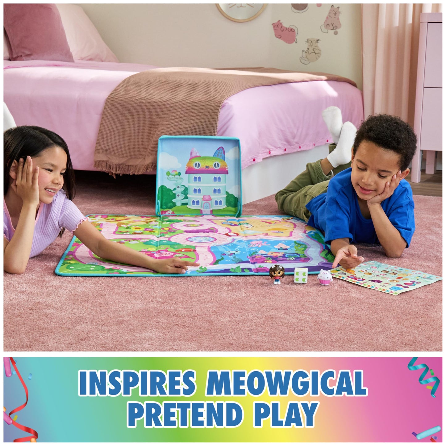 DreamWorks GABBY'S DOLLHOUSE, Gabby Cat Playmat, with 2 Figures, Dollhouse Accessories & Board Game with Dice, Kids Toys for Girls & Boys Ages 3 and Up