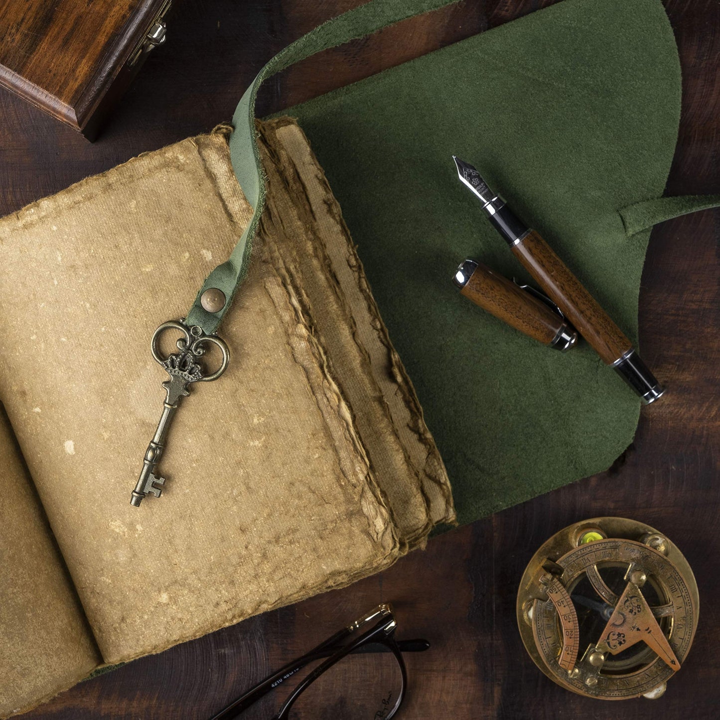 Vintage Leather Journal - Antique Handmade Deckle Edge Vintage Paper Leather Bound Journal - Book of Shadows Journal - Leather Sketchbook - Drawing Journal - Great Gift (Green, 9"x6")