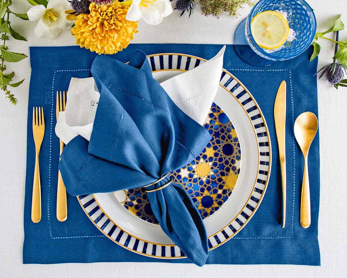 Solino Home Linen Napkins Set of 4 - Classic Hemstitch 100% Pure Linen Indigo Blue Dinner Napkins Cloth 20 x 20 Inch for Summer - Handcrafted and Machine Washable