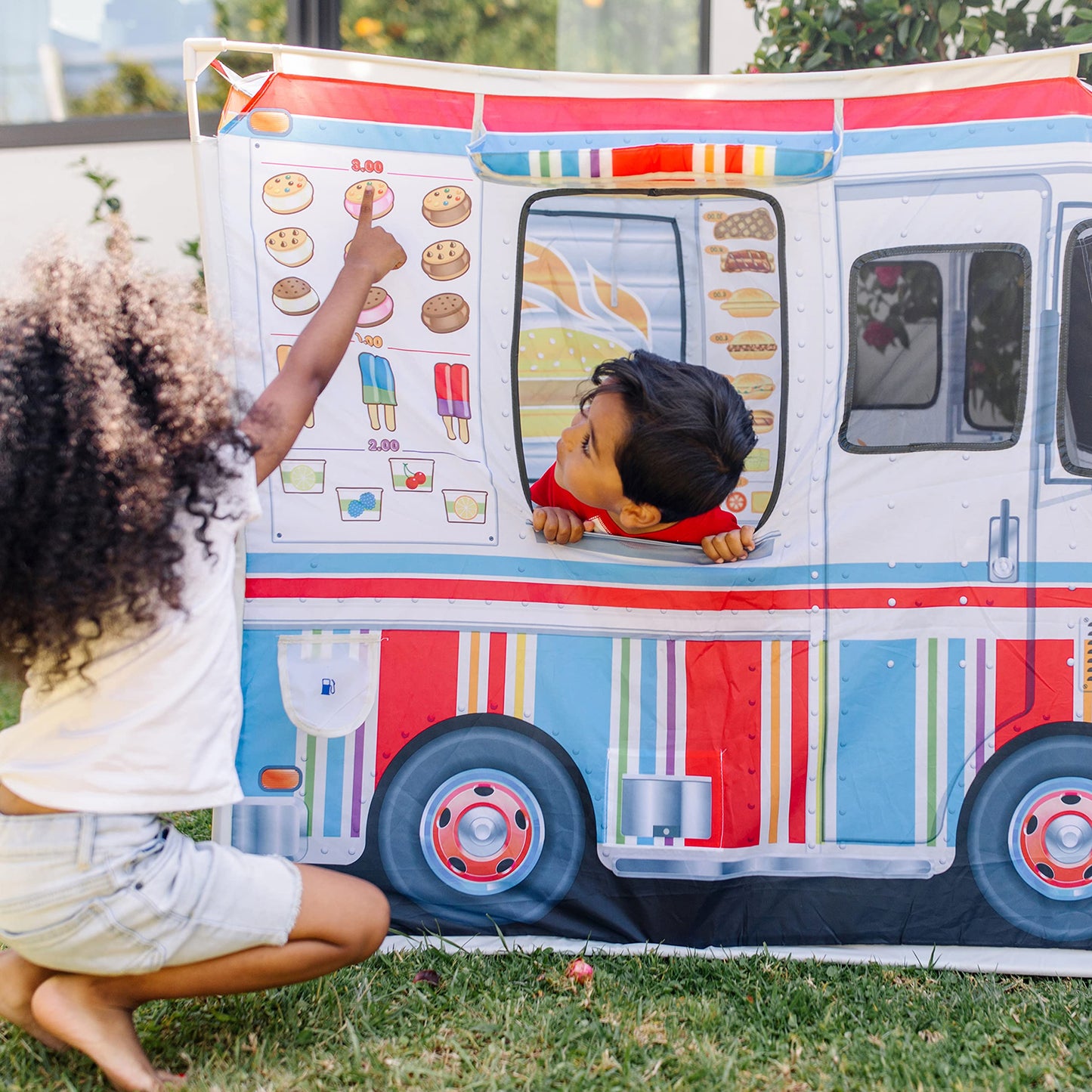 Melissa & Doug Food Truck Kids Toy Play Tent | Pretend Play | 3+ | Gift for Boy or Girl