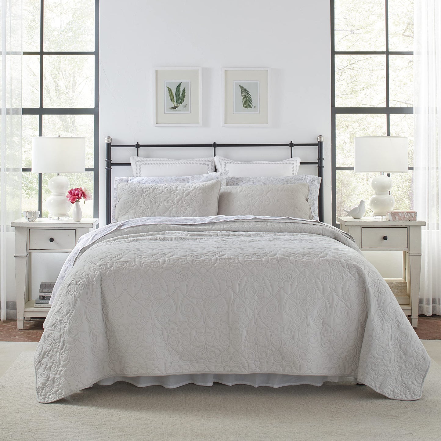 Laura Ashley Felicity Collection Quilt Set-100% Cotton, Reversible, All Season Bedding with Matching Sham(s), Pre-Washed for Added Softness, Queen, Soft Grey