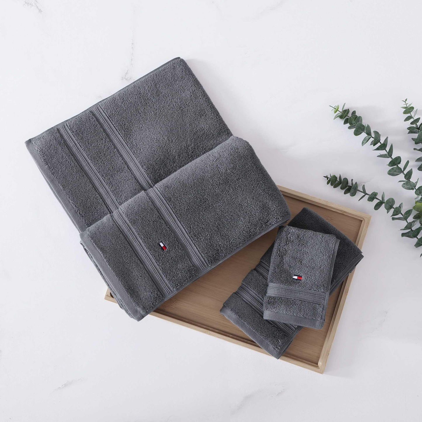 Tommy Hilfiger – Bathroom Towels, Soft Cotton Washcloths, Bath & Hand Towel Set, Zero Twist, Medium Weight & Highly Absorbent, Set of 6, College Dorm Room Essentials (Harborside Charcoal)