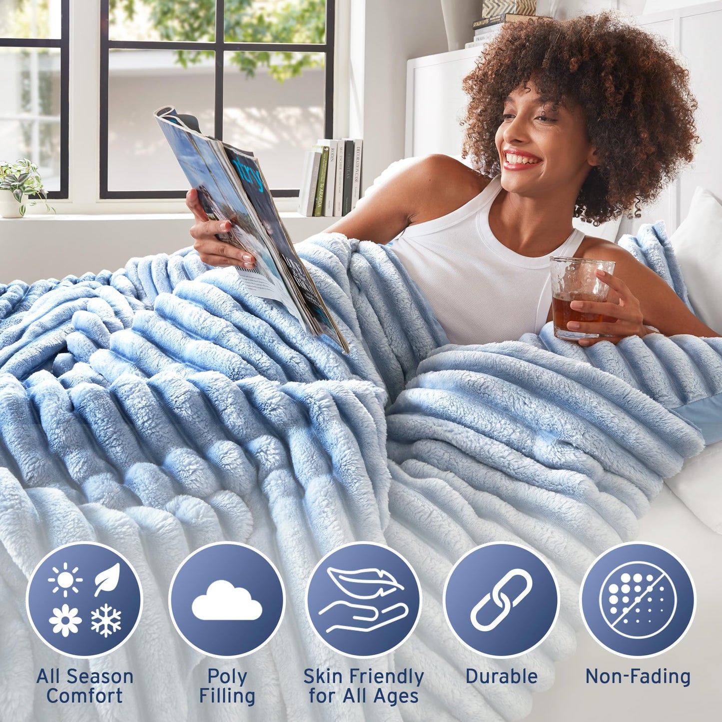 Intelligent Design Queen Comforter Set, Plush Bedding, Microfiber Reverse, 3 Piece, Lightweight, Super Soft Ribbed Velvet Comforter 2 Shams, All Season Fluffy Bed Set, Avril, Full/Queen Blue Ombre
