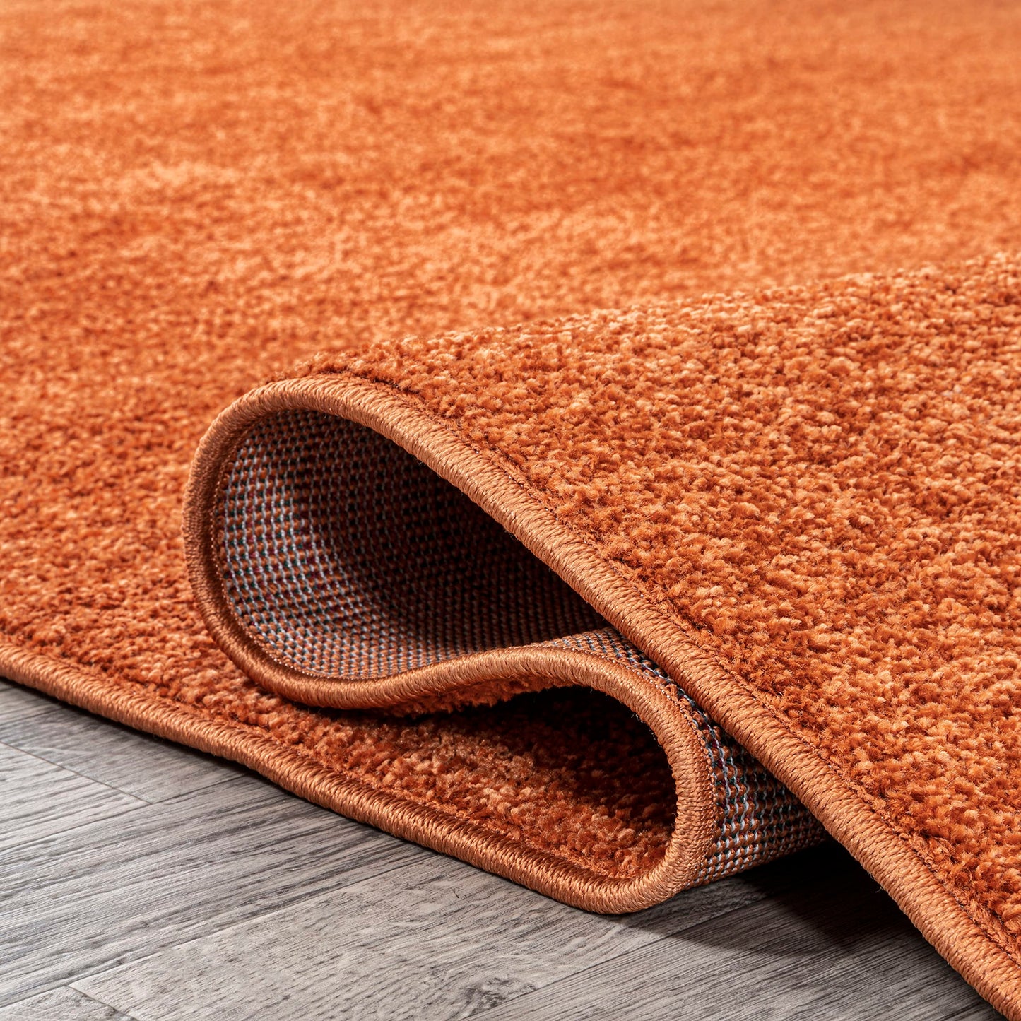 JONATHAN Y Haze Solid Low-Pile Orange Indoor Area Rug 4x6, Coastal,Bohemian,Minimalist,Classic, Easy-Cleaning for Living Room,Bedroom,Kitchen,Pet Friendly,Non-Shedding (SEU100M-4)