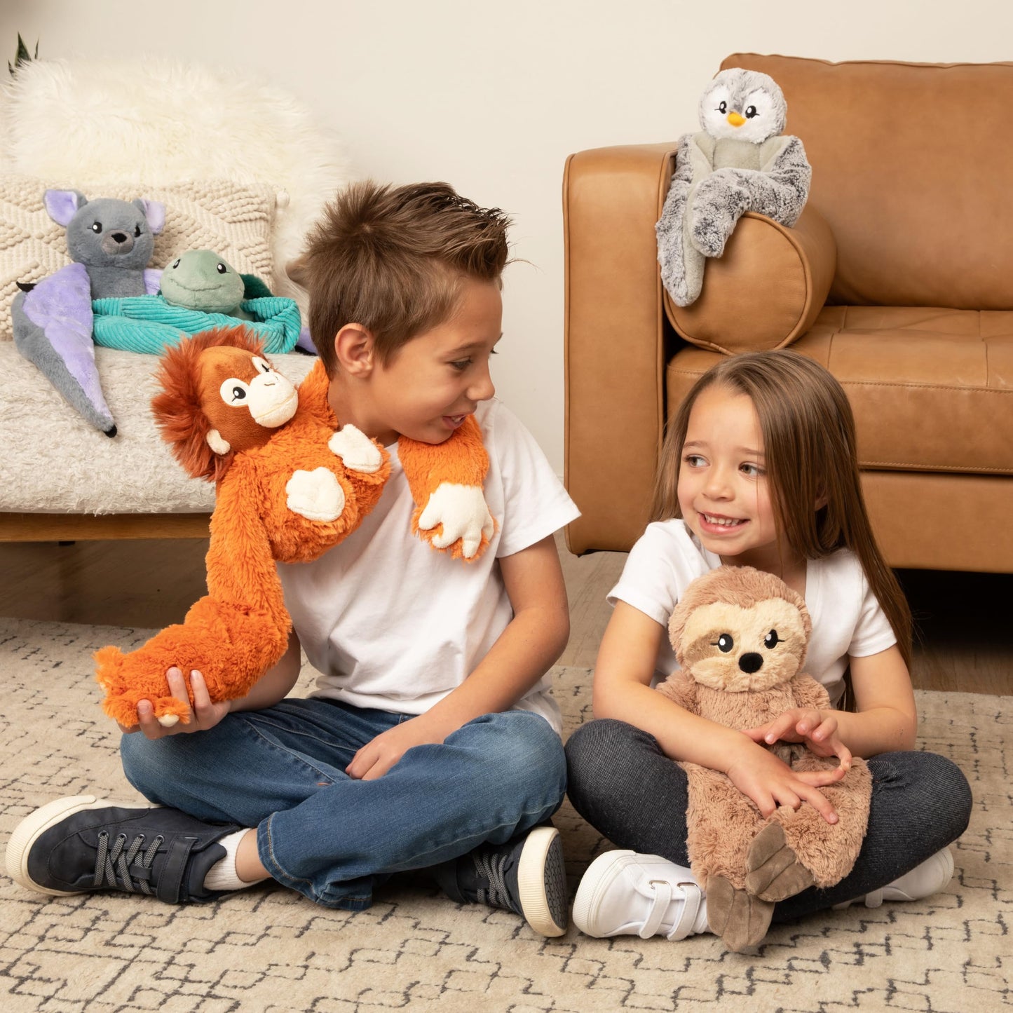 HUGIMALS Berkeley the Bat – Weighted Stuffed Bat Plush, Soft Sensory Toy for Kids, Teens & Adults, Anxiety Relief Plush Animal