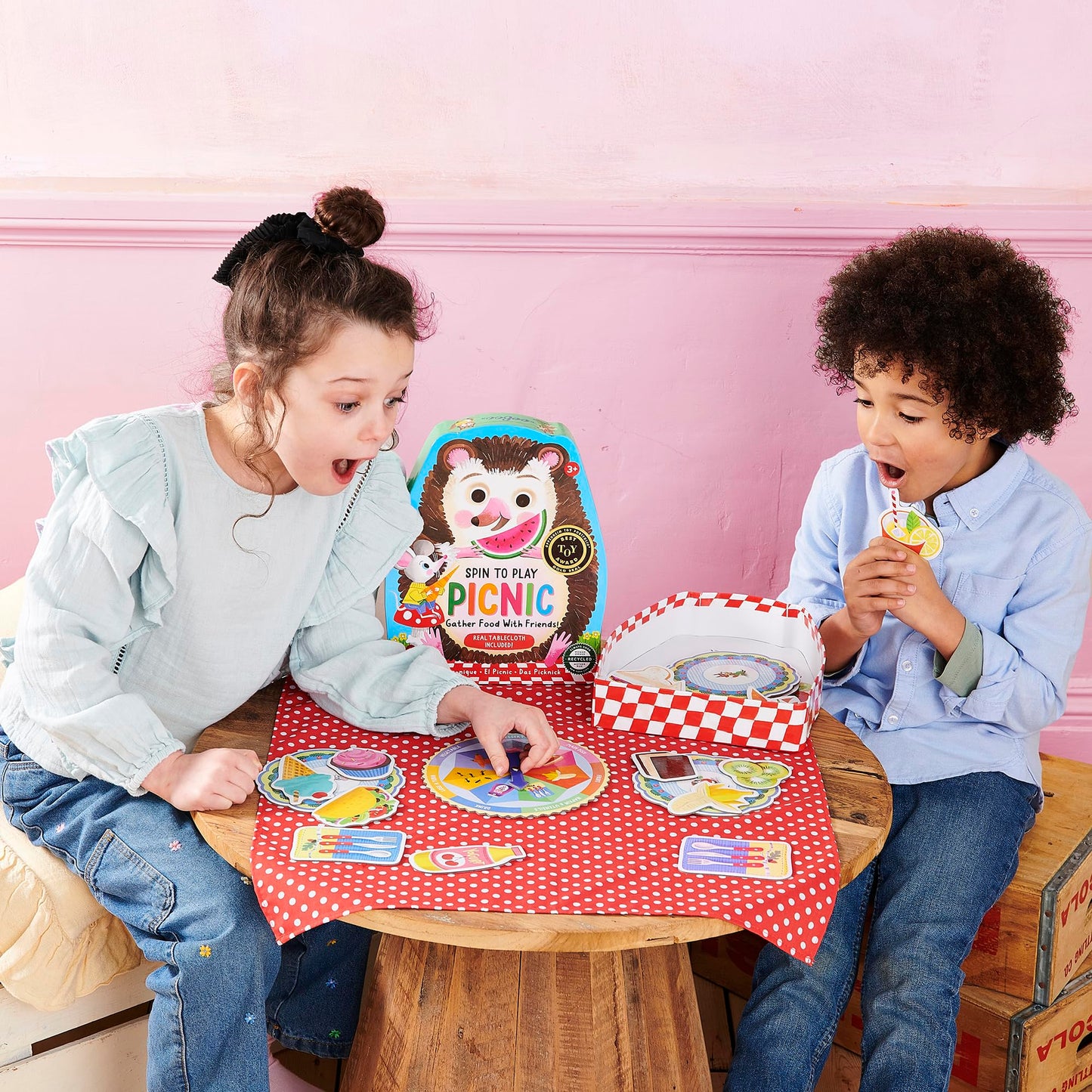 eeBoo: Spin to Play Picnic - Game for Kids, Gather Food with Friends, Preschool, Ages 3+, 2-4 Players, 15-25 Min Playing Time
