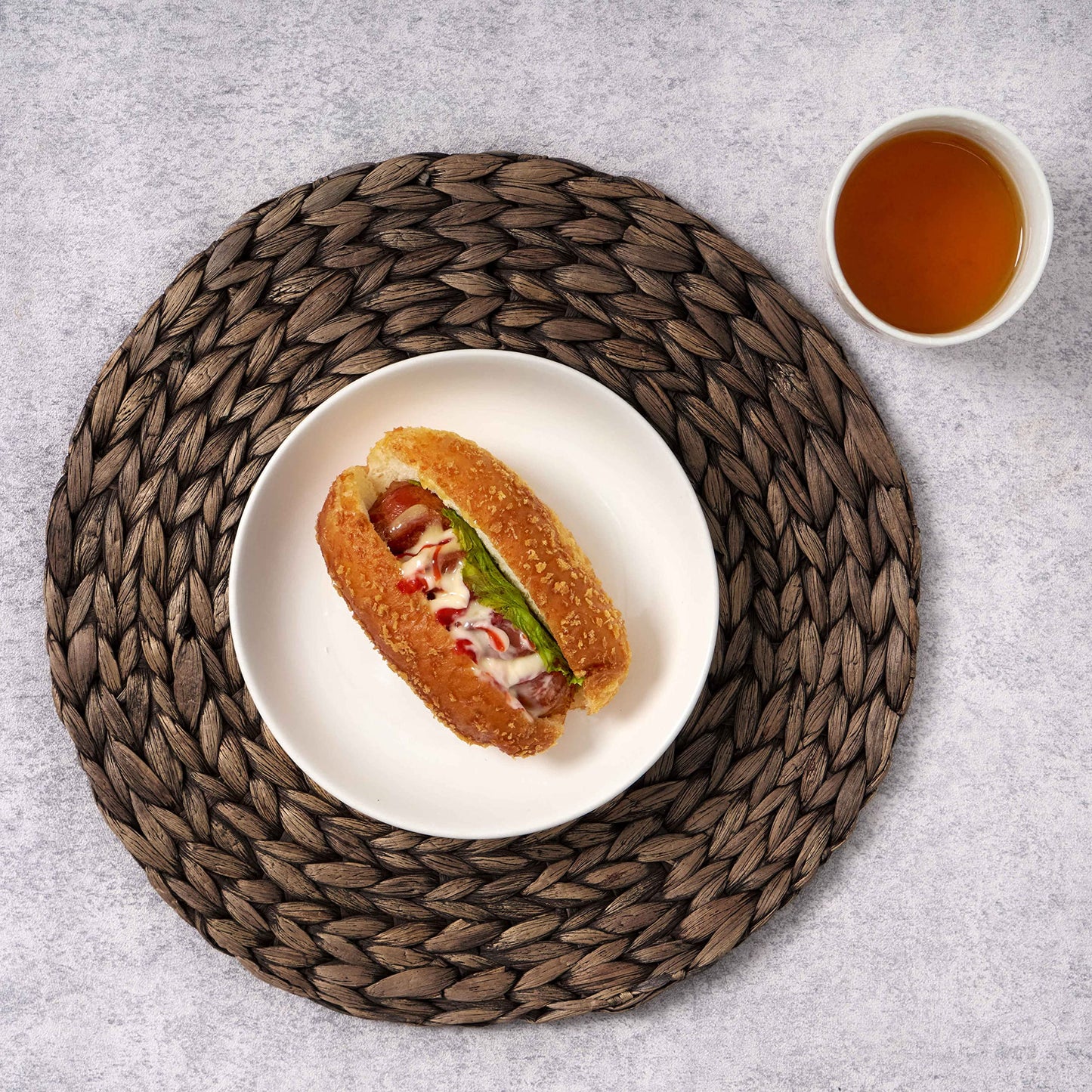 (4 Sizes: 12"-13"-14"-15") BARIEN Rustic Woven Placemats Round Set of 10, Natural Water Hyacinth Weave Placemat for Dining Table, Large Handmade Woven Placemats Heat Resistant Non-Slip (13" - Set 10)