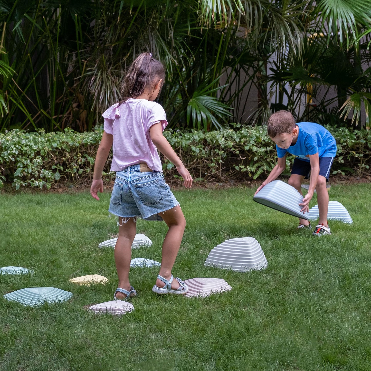 12 Pcs Non-Slip Stepping Stones for Kids – Obstacle Course, Indoor & Outdoor Sensory Playground – Develop Balance & Coordination – Includes Hopping Stickers (Calming Pastel)