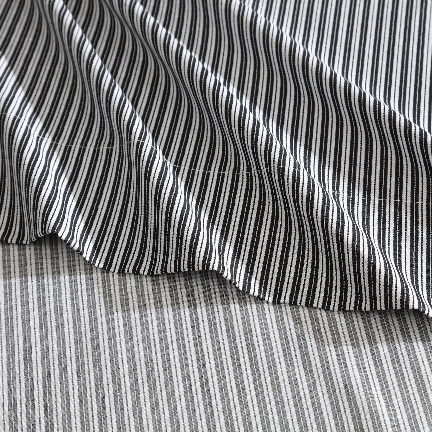 Kenneth Cole - King Sheet Set, Wrinkle-Resistant Bedding, Deep Pockets - Bed Sheets with Matching Bonus Pillowcases & Fitted Sheet (Twill Stripe Texture Black)