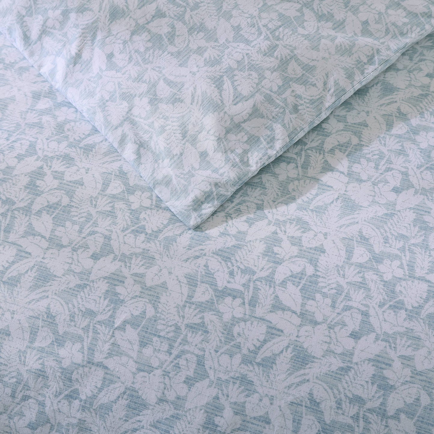 Tommy Bahama - Queen Duvet Cover Set with Shams, 100% Cotton Reversible Bedding, Button Closure with Corner Ties, Dorm Room Essentials, Koya Bay Blue